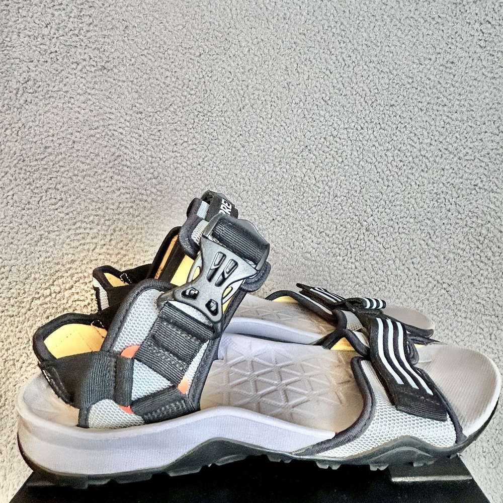 Adidas TERREX CYPREX ULTRA DLX SANDALS - Size 9